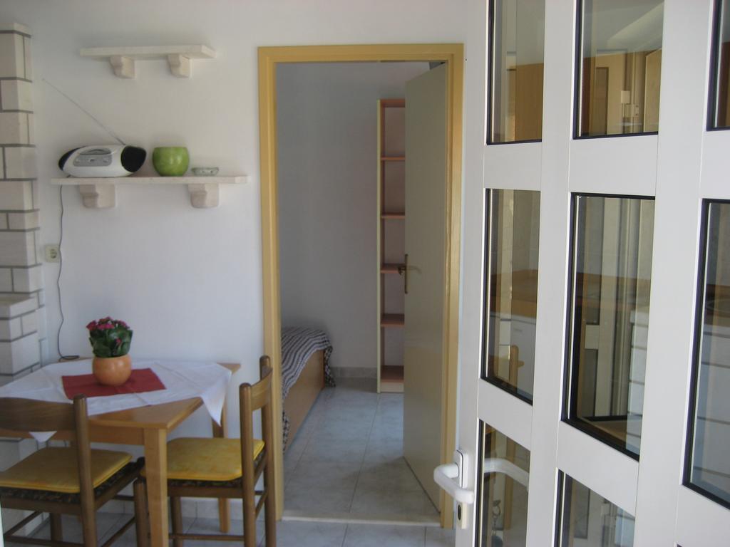 Apartments Katica لومباردا الغرفة الصورة