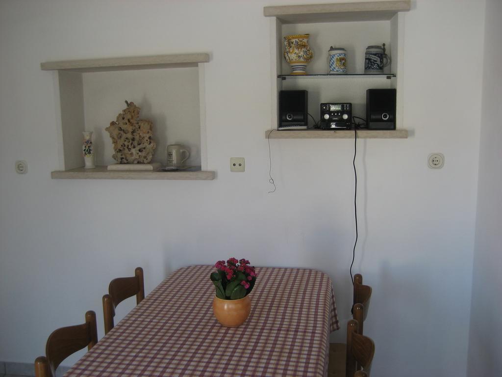 Apartments Katica لومباردا الغرفة الصورة